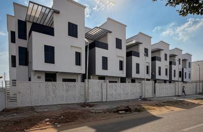 4 BEDROOM TERRACE DUPLEX WITH BQ, GUZAPE, ABUJA
